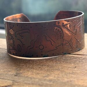 NATIVE AMERICAN ETCHED DESIGNS COPPER CUFF BRACELET
